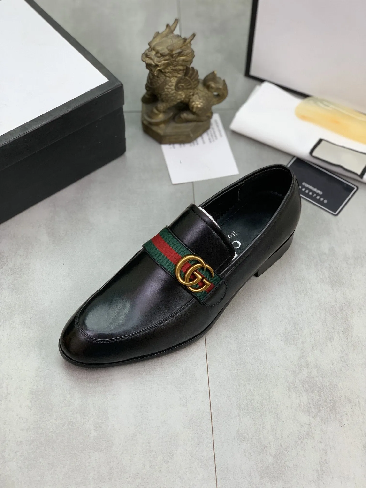 GG MEN'S BLACK LEATHER LOAFER