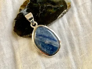 Kyanite Naevia Pendant - Freeform B