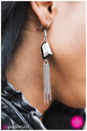 Paparazzi Earring ~ In A Trance - Silver