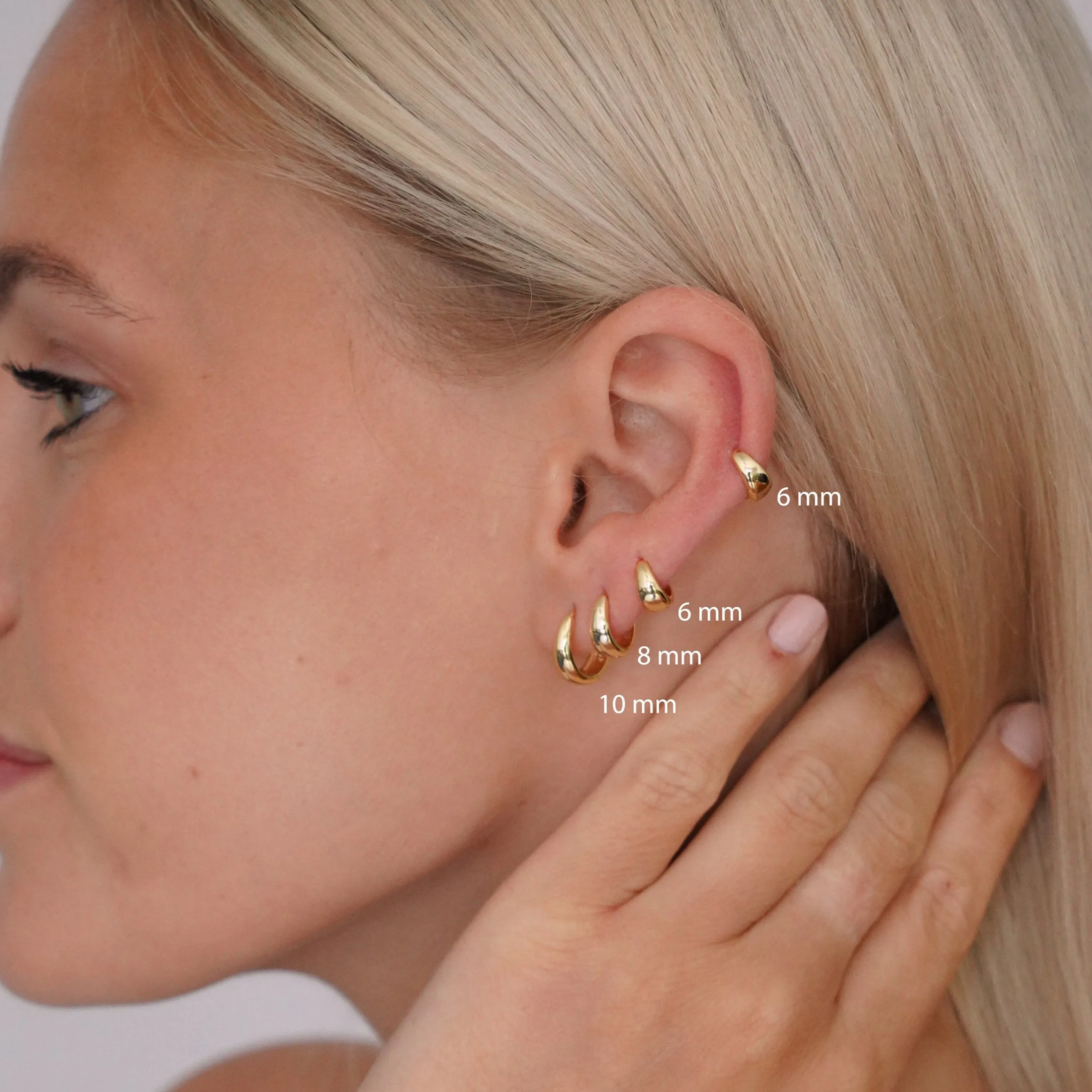 Tapered Huggie Hoops in Gold