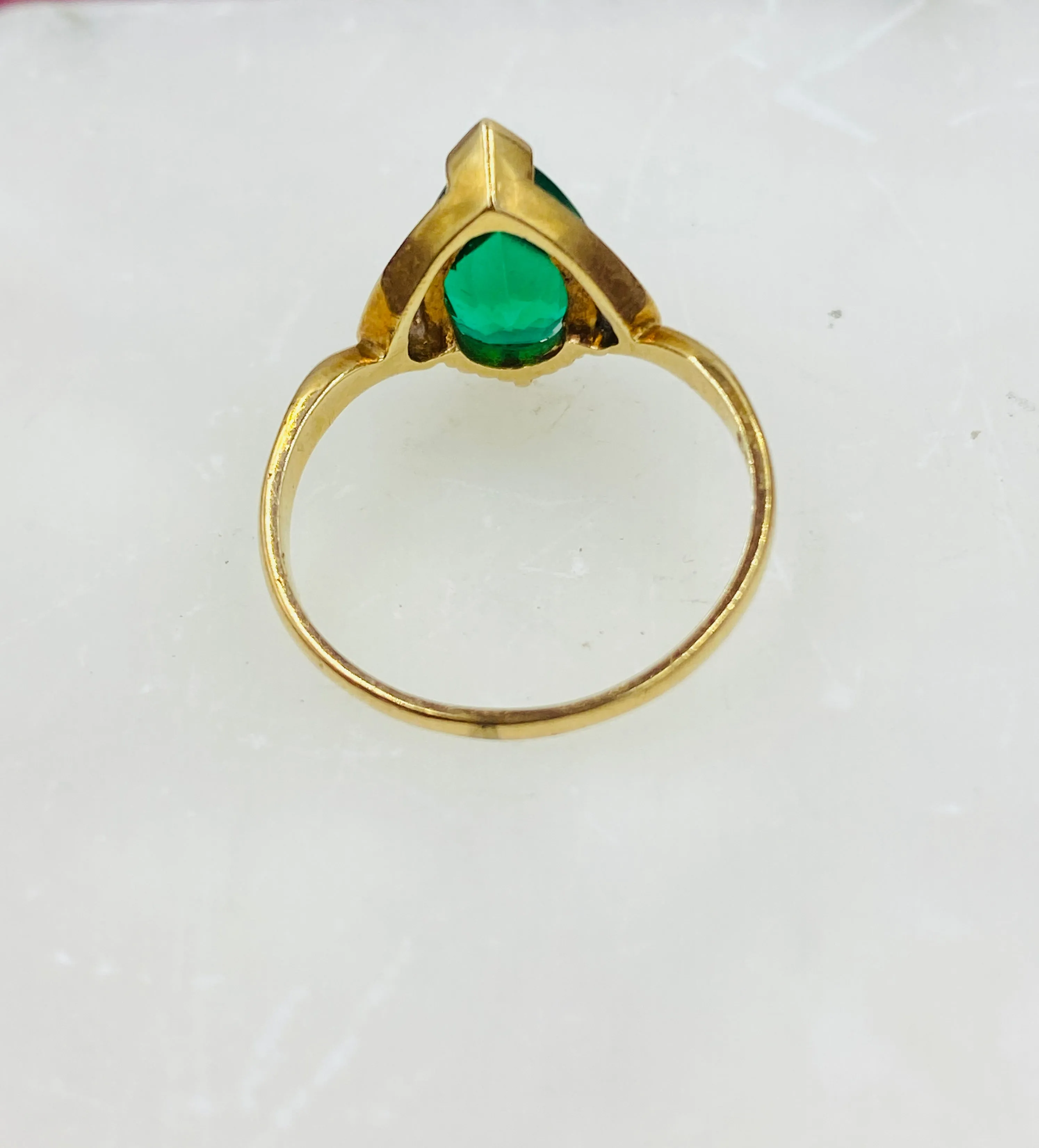 Vintage Green Emerald Pear Cut 10K Gold Ring, Size 6